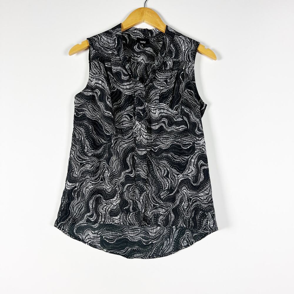 Vintage y2k Mossimo black and white sleeveless blouse tank Size Small